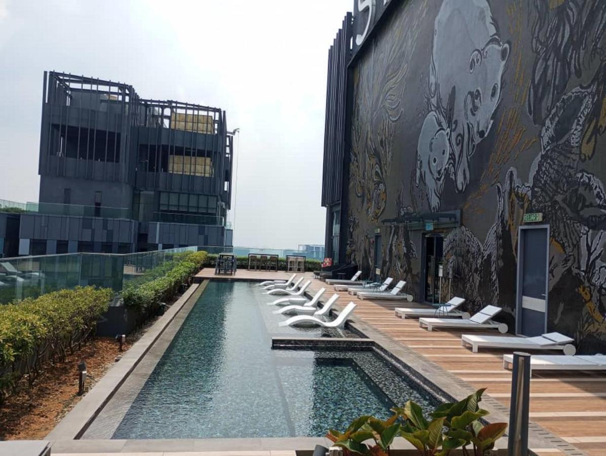 Klcc Beyond Hospitality Suites Star Kuala Lumpur Exterior photo
